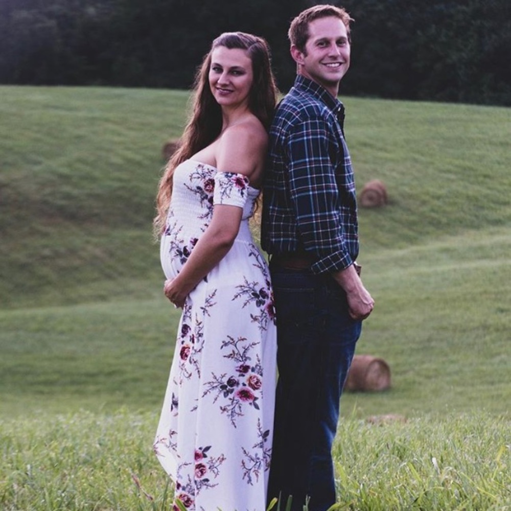 🌻 Floral Off The Shoulder Maxi Dress! - Picture 8 of 8